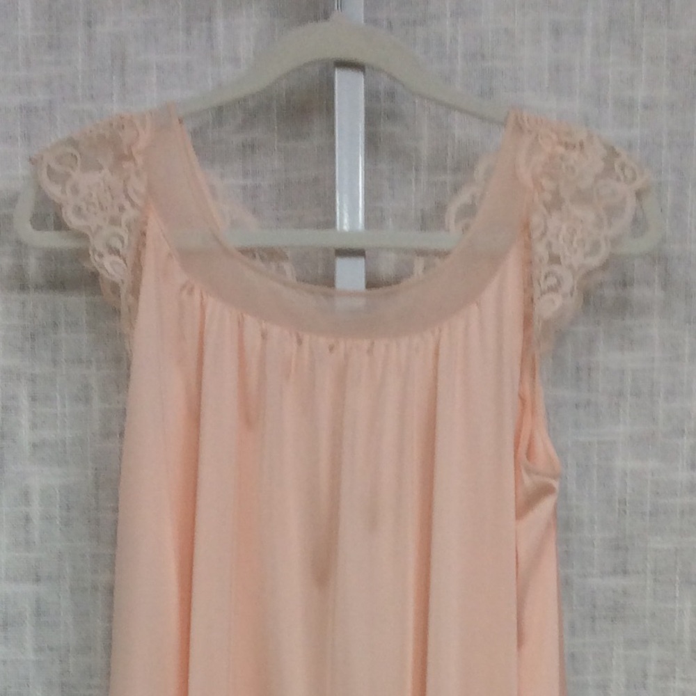 Shadowline Pink Medium Lacey Silky Long Lingerie - Picture 5 of 6